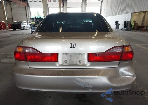 2000 Honda Accord 2.3 Ex из США, поврежденный, VIN JHMCG5663YC001959